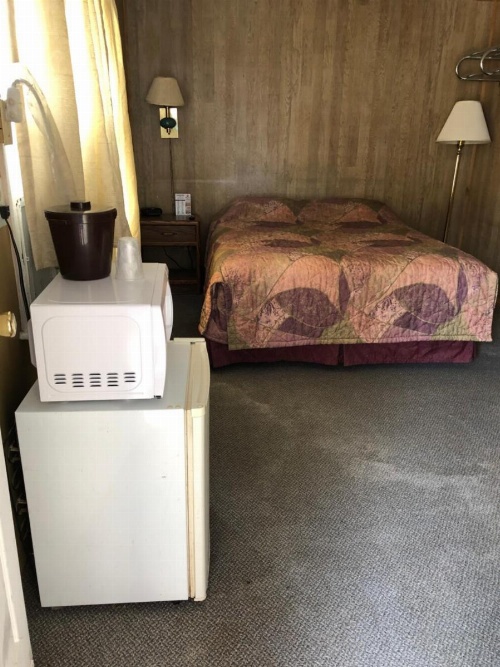 Coronado West Motel image 10