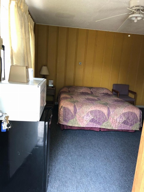 Coronado West Motel image 4