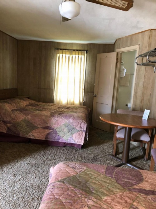 Coronado West Motel image 7